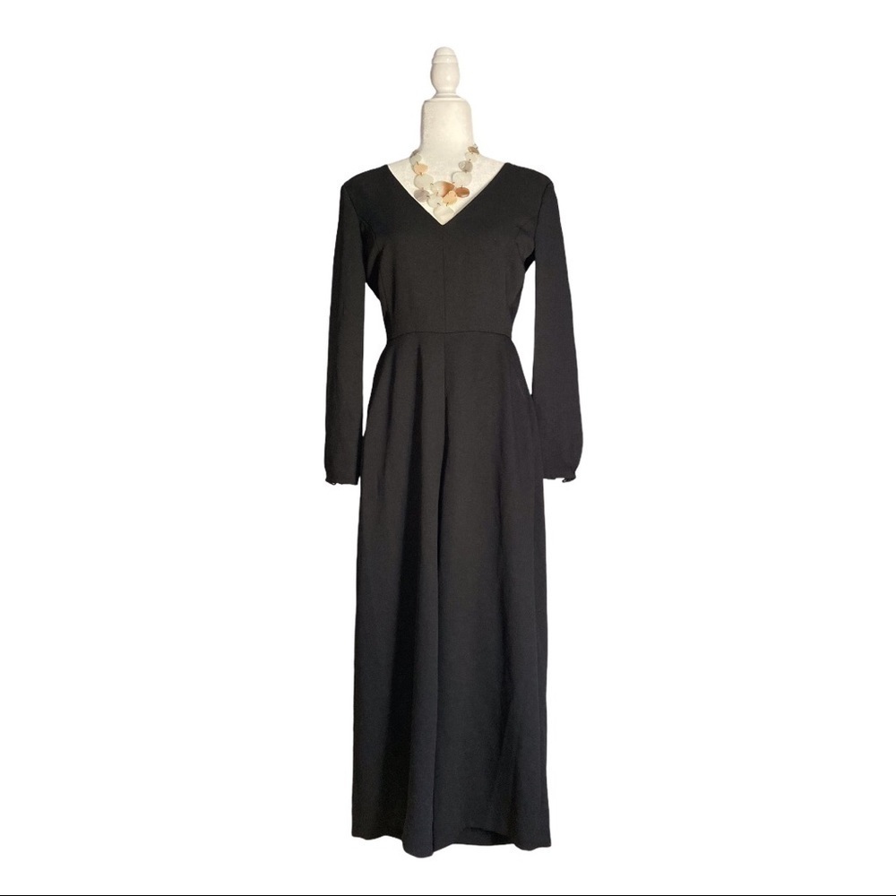 Aritzia Wilfred Écoulement Jumpsuit Double V Neck Open knot Back Wide Leg